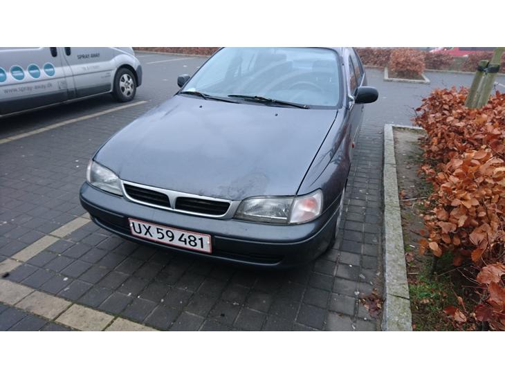 {{currentPhoto.altText}} billede {{currentPhoto.number}}