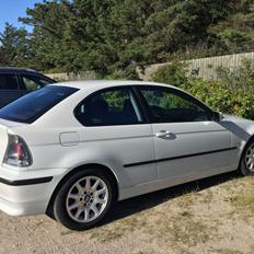 BMW 320td Compact