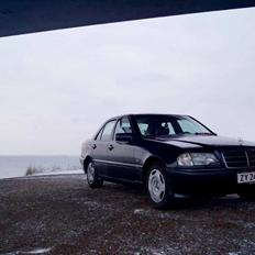 Mercedes Benz C200 Elegance