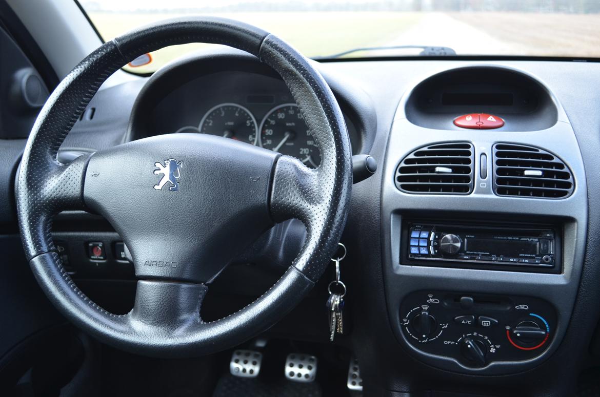 Peugeot 206 1.4 billede 8