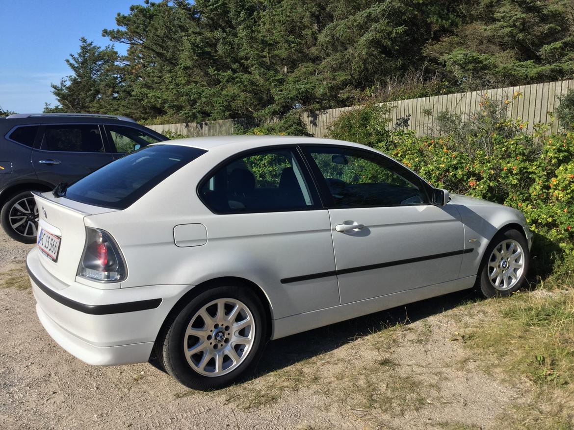 BMW 320td Compact billede 3