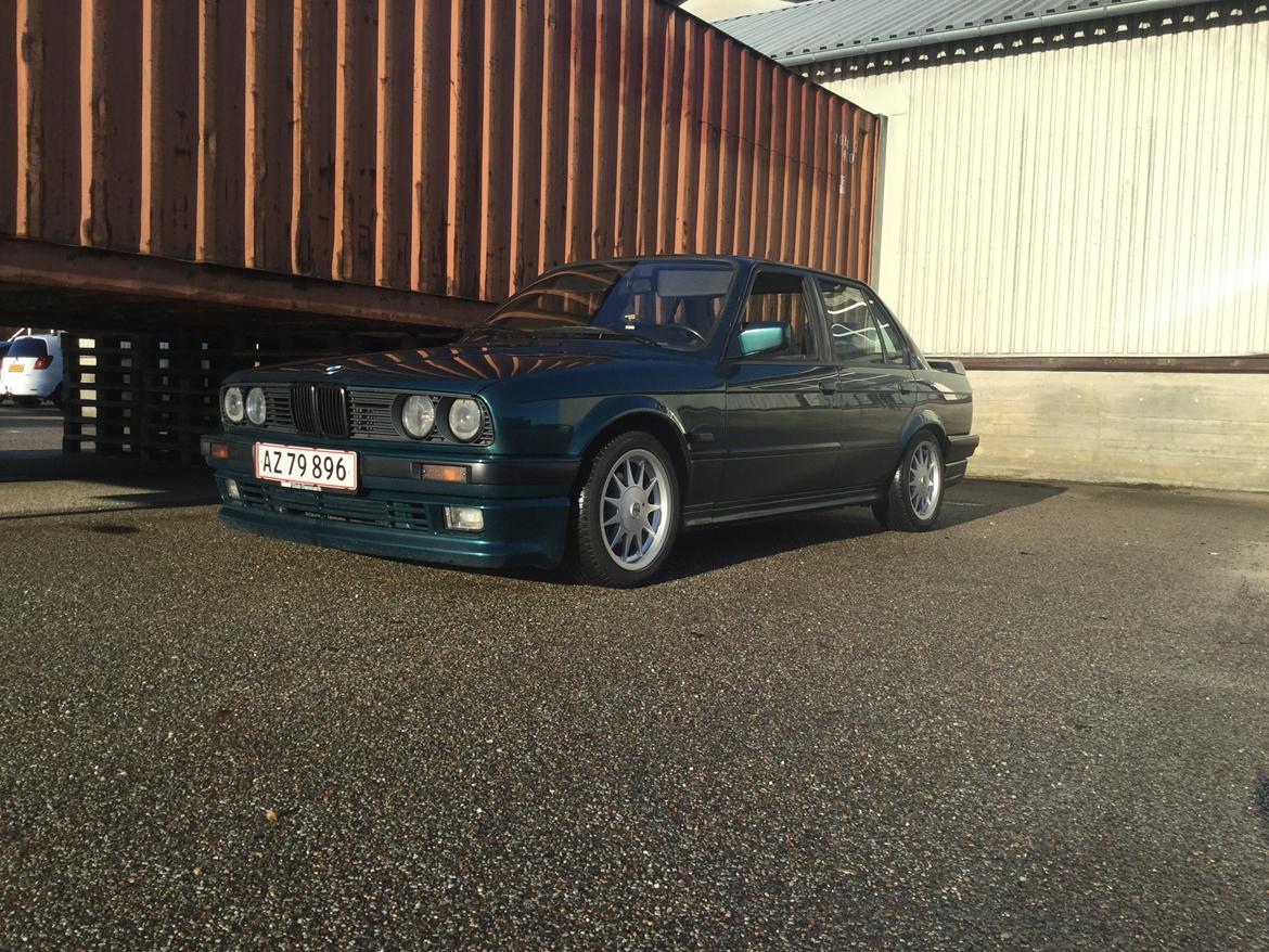 BMW 320i E30 billede 2