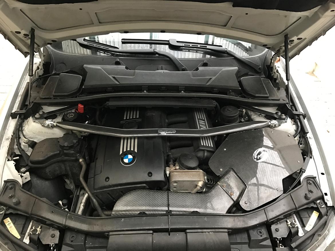 BMW 330i E90 Aut. billede 12