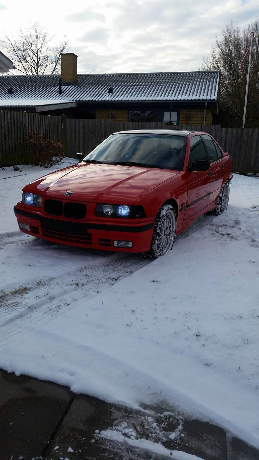 BMW e36 320i billede 1