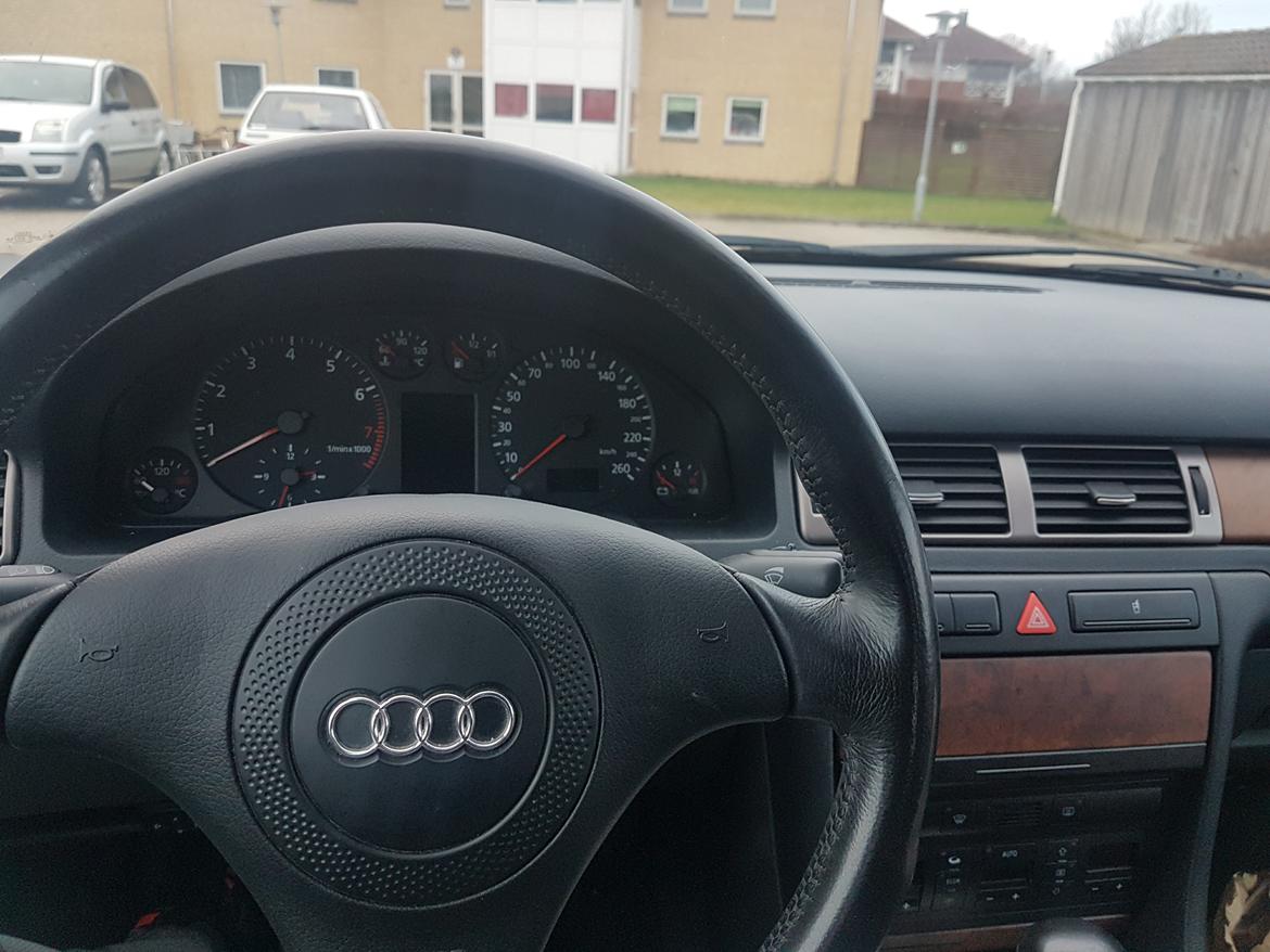 Audi A6 LIMOUSINE 2,4 billede 13