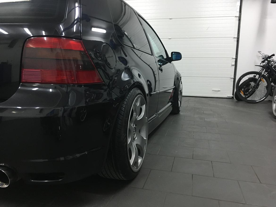 VW R32 turbo billede 12