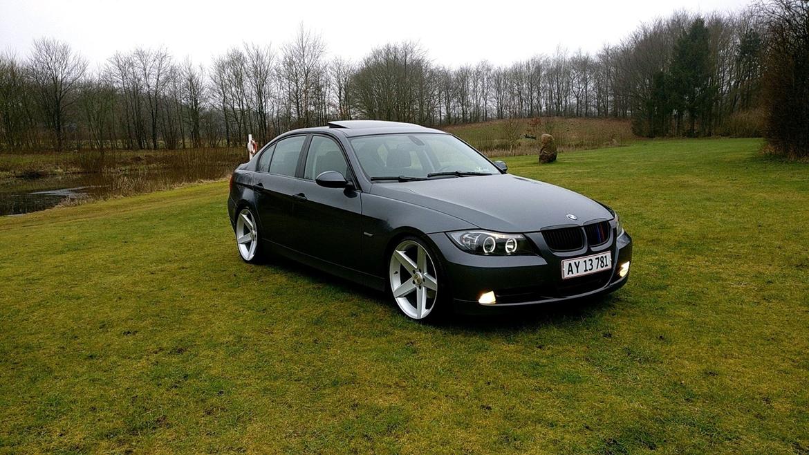 BMW E90 318D billede 12