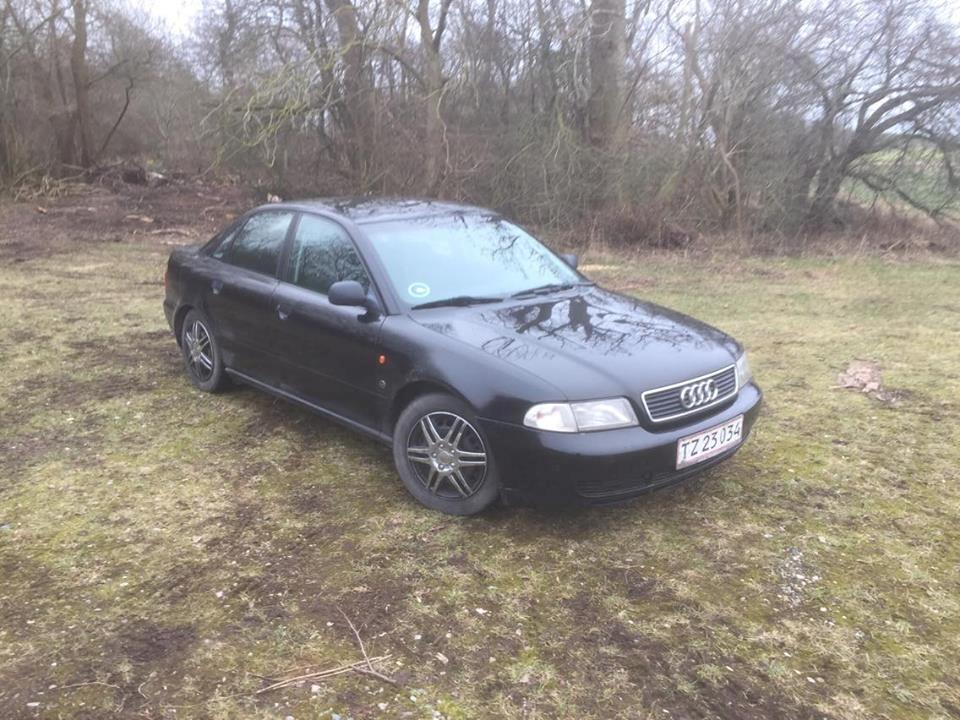 Audi A4. B5  1,6 sedan billede 1