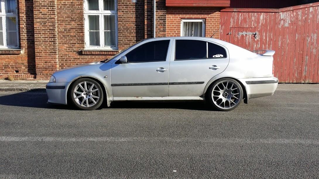 Skoda octavia 1.9.tdi Rs 5d skrottet billede 14