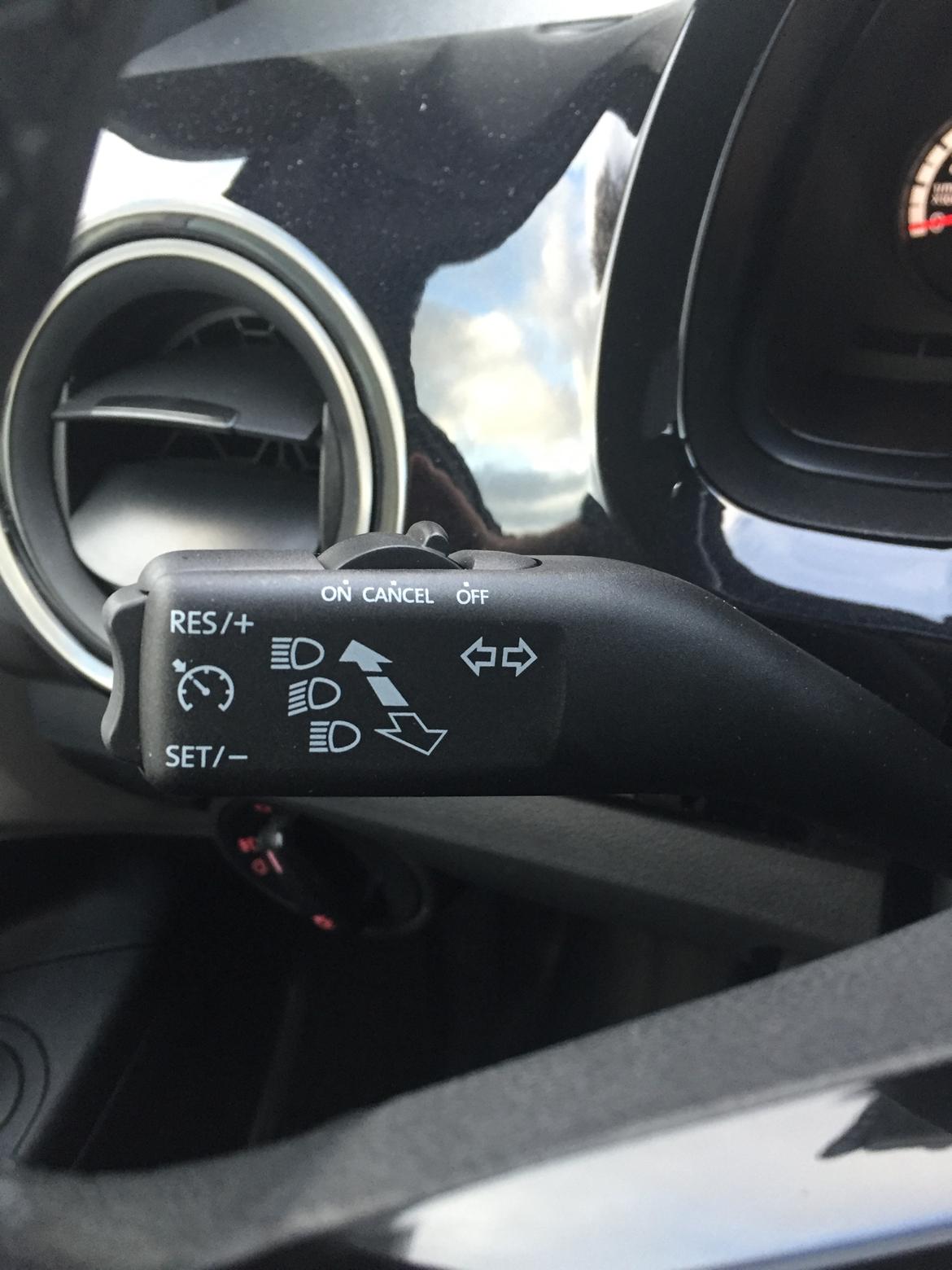 VW Life UP! 1,0 FSI BMT billede 16