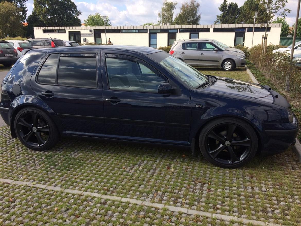 VW Golf 4 billede 2