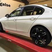 BMW 320D - F30