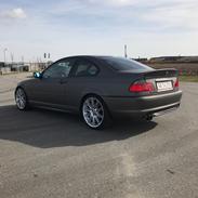 BMW E46 coupe