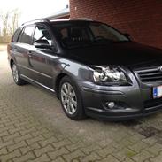 Toyota Avensis 1,8 VVT-i STC Sol Plus