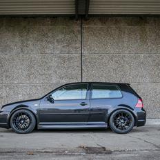 VW Golf IV R32 