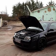 VW Golf IV R32 