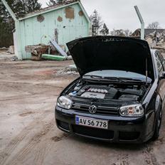 VW Golf IV R32 