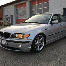 BMW E46 325i