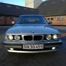 BMW E34 525i