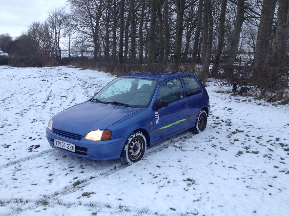 Toyota Starlet 1,3 Xli billede 1