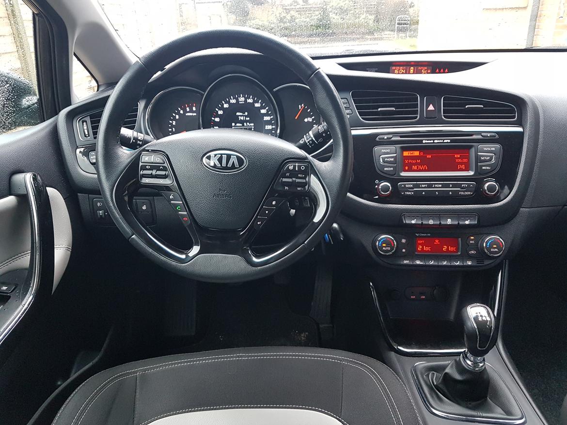 Kia Ceed 1,6 CRDi Premium billede 3