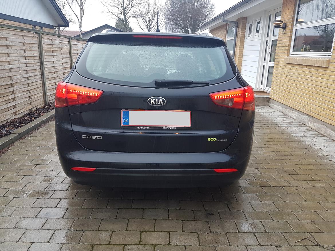 Kia Ceed 1,6 CRDi Premium billede 8