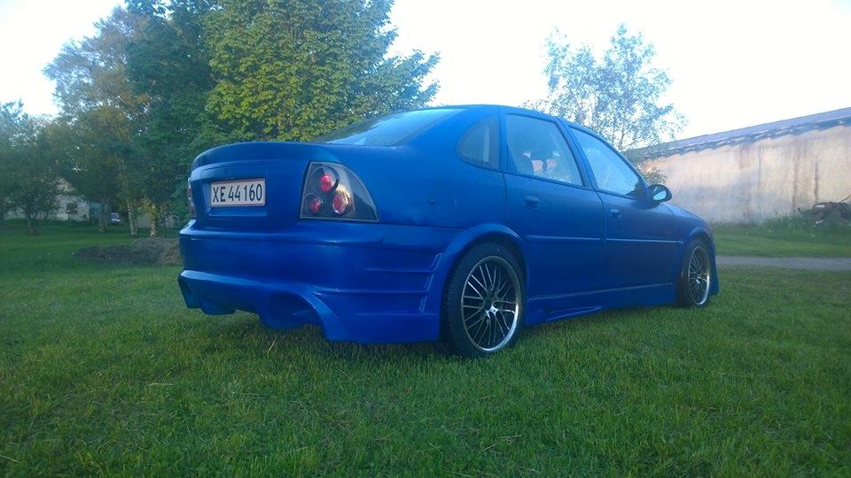 Opel Vectra B Facelift[Solgt] - Efter den blev bygget om.  billede 1