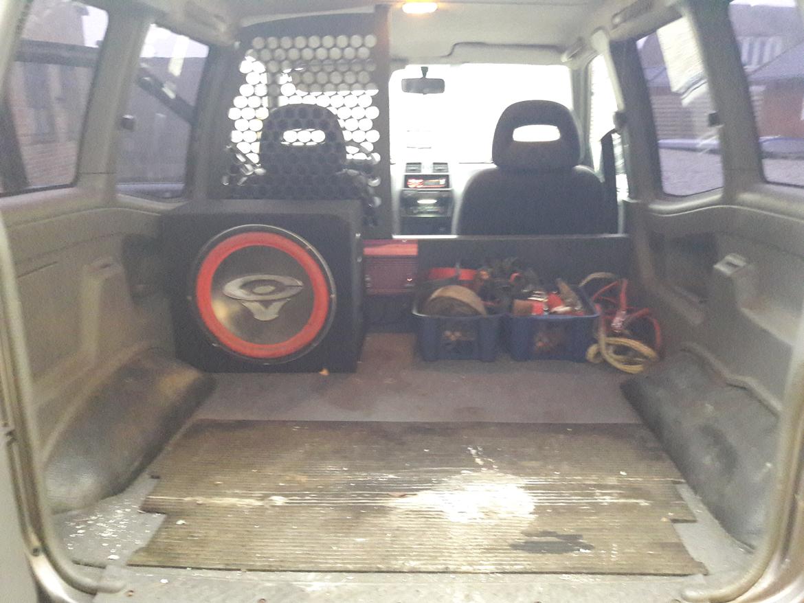 Nissan Terrano II 2.7 Tdi billede 10