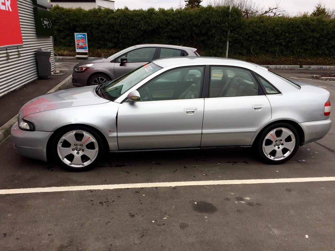 Audi A4 Med S4 look ( Tidl bil ) billede 6