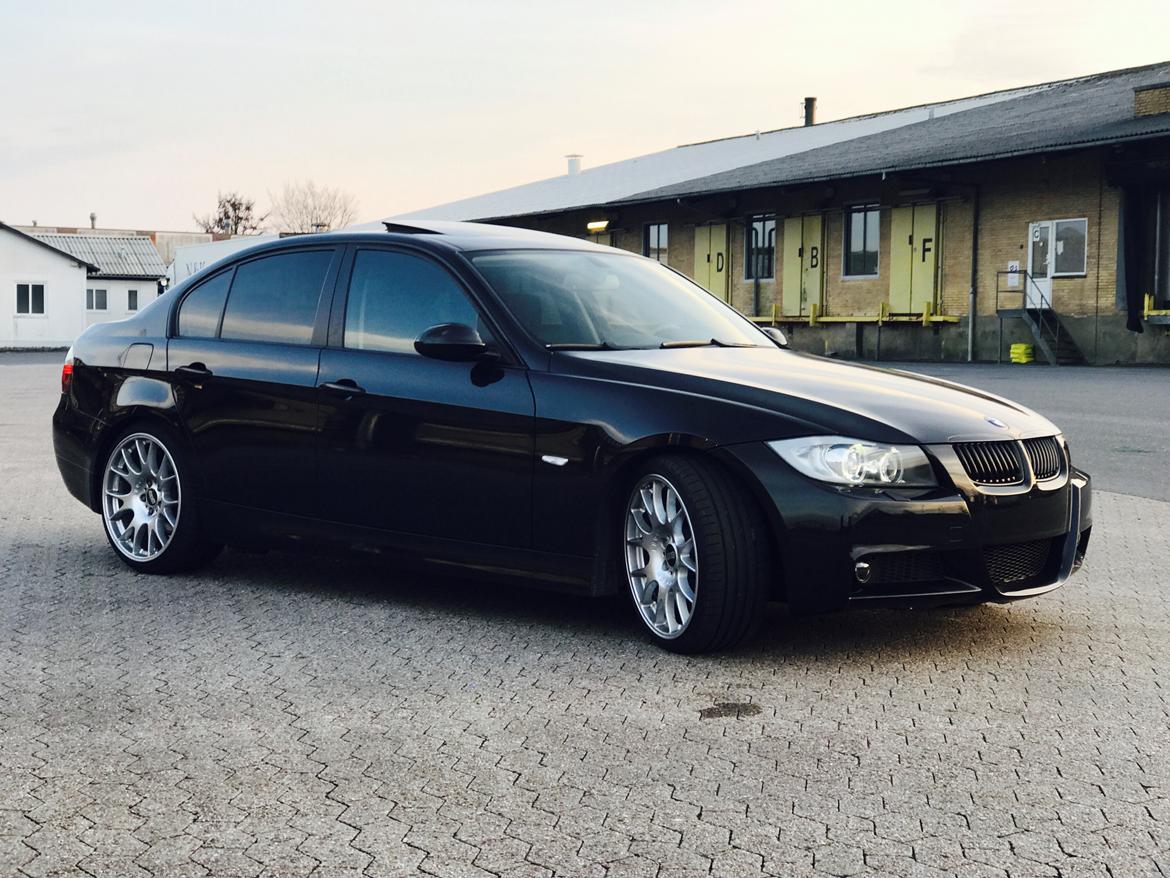 BMW E90 320D billede 5