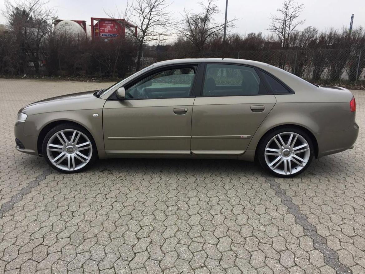 Audi A4 1.8T S Line billede 10