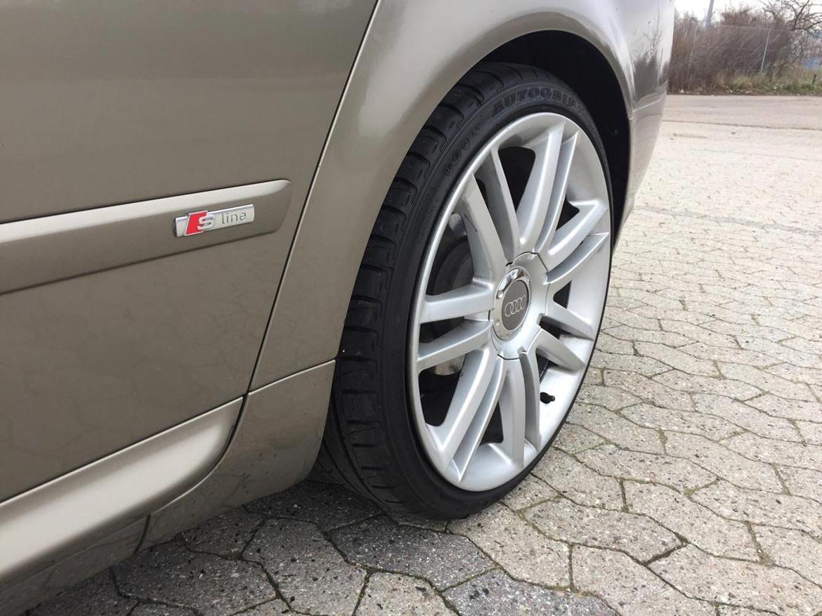 Audi A4 1.8T S Line billede 8