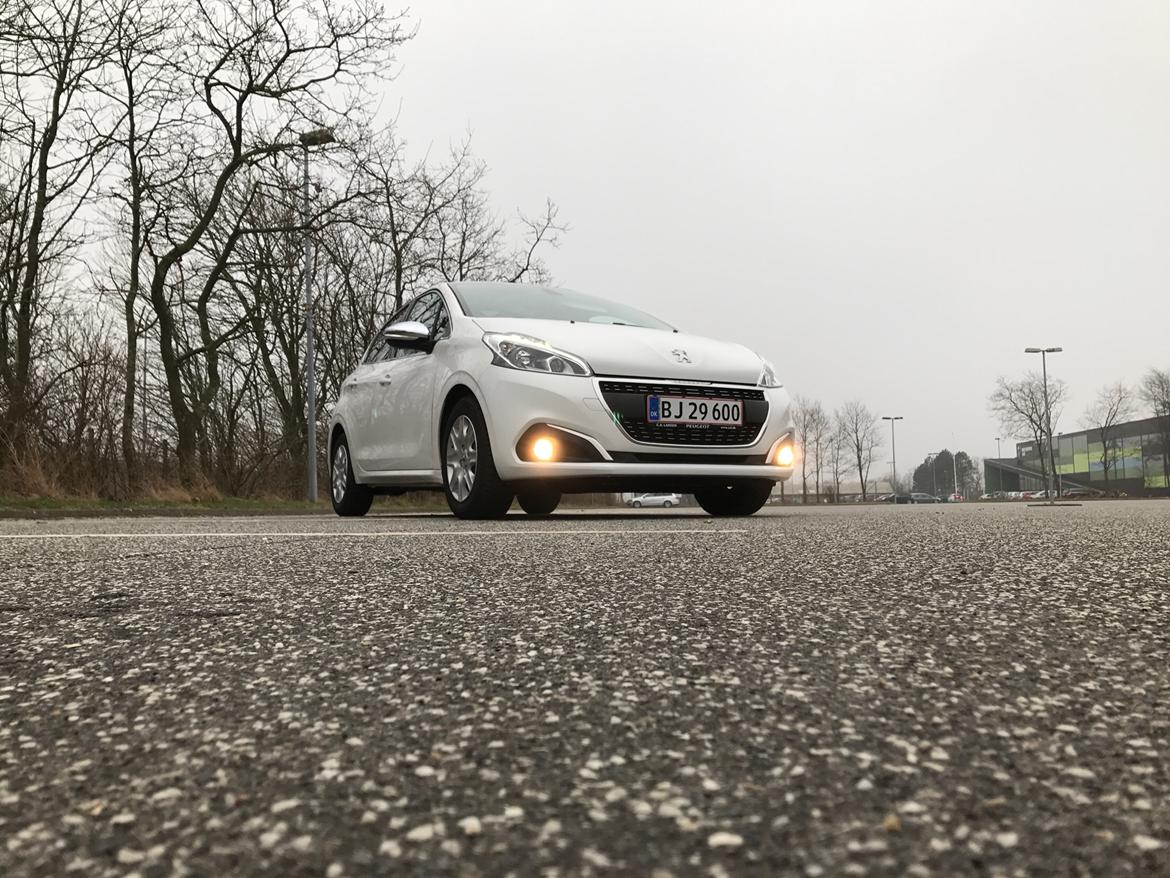 Peugeot 208 Desire sky billede 16