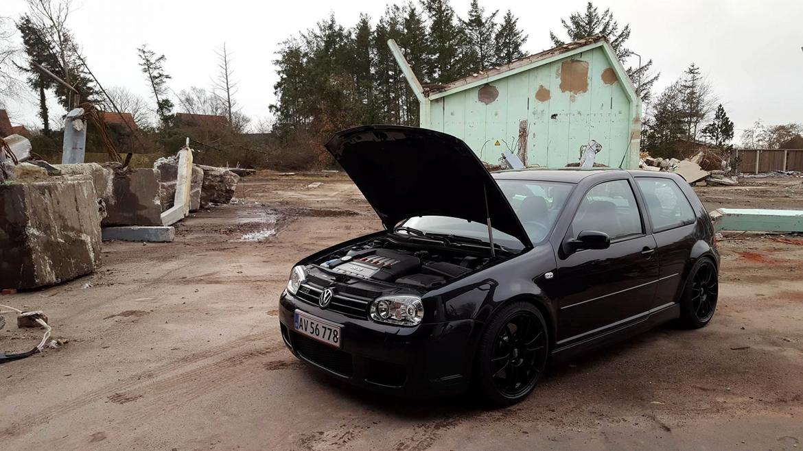 VW Golf IV R32  billede 3