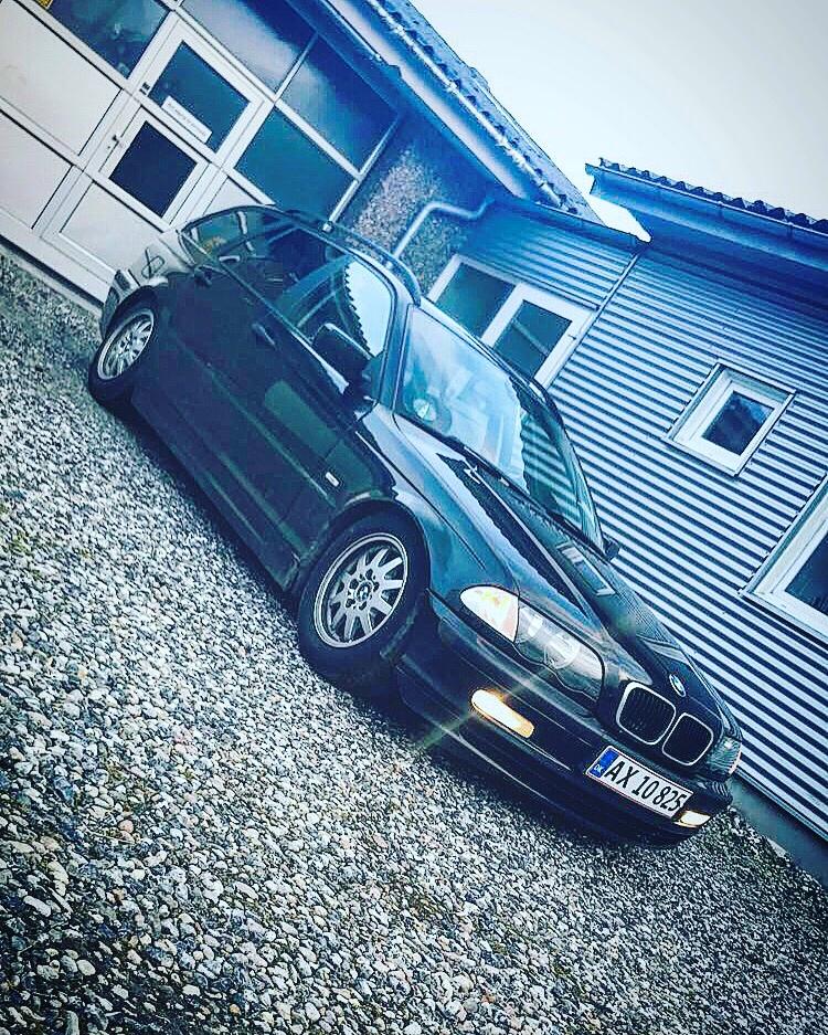 BMW 320d touring billede 1