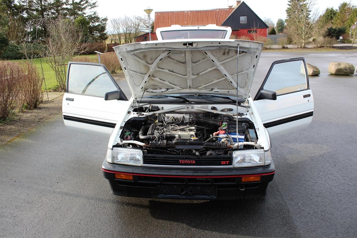 Toyota Corolla 1,6 GT Twin Cam 16 billede 11