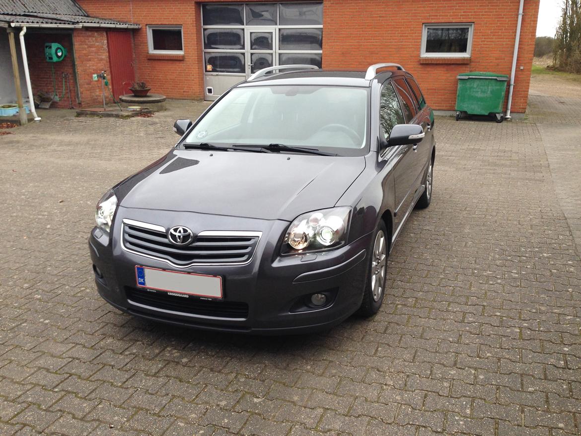 Toyota Avensis 1,8 VVT-i STC Sol Plus billede 5