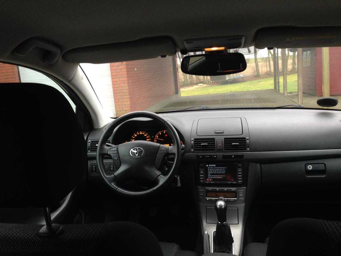 Toyota Avensis 1,8 VVT-i STC Sol Plus billede 9