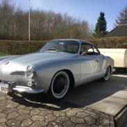 VW Karmann Ghia