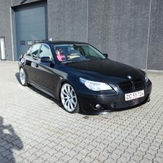 BMW 520i