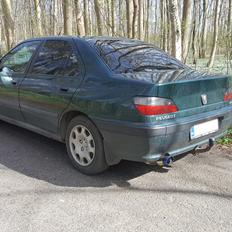 Peugeot 406 1,8 SR