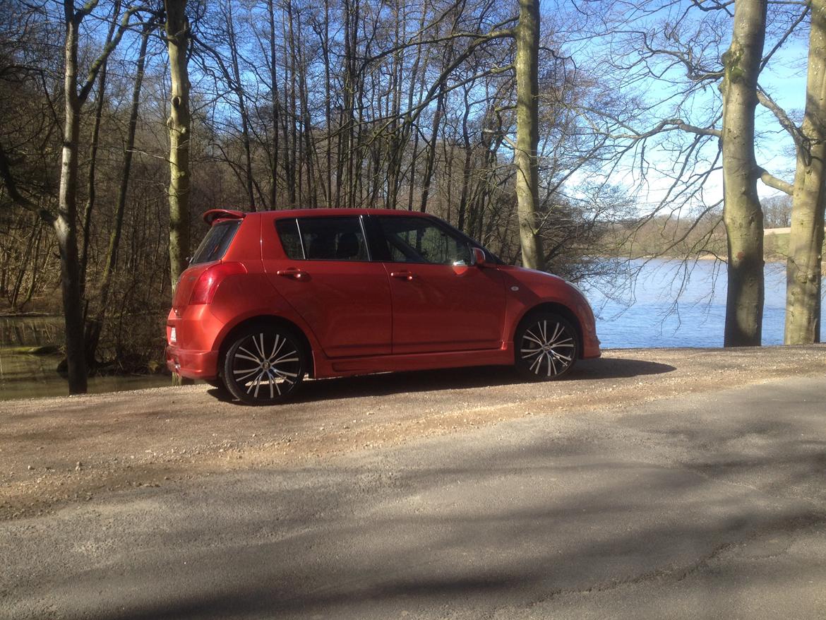 Suzuki SWIFT 1,5 billede 3