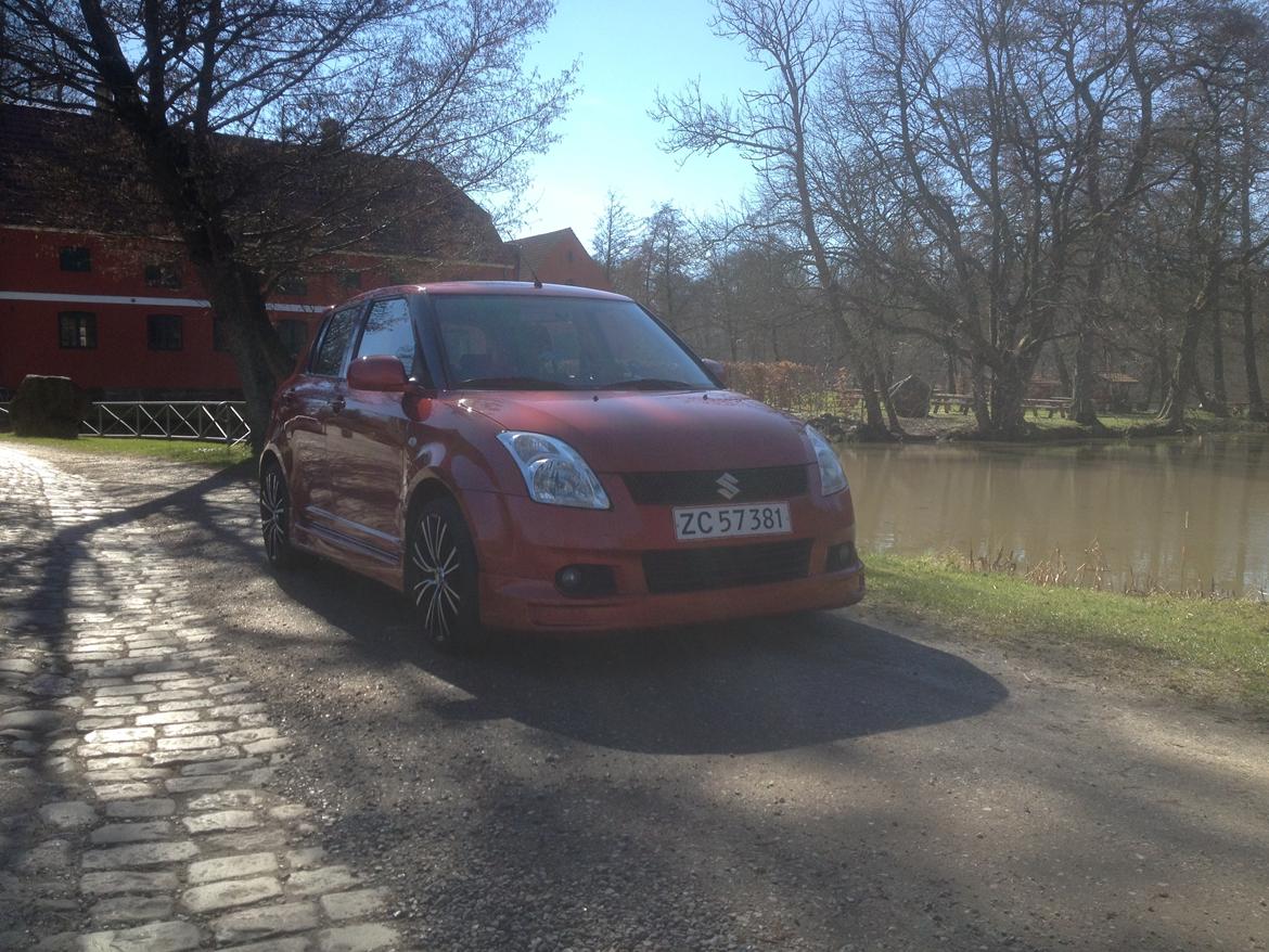 Suzuki SWIFT 1,5 billede 7