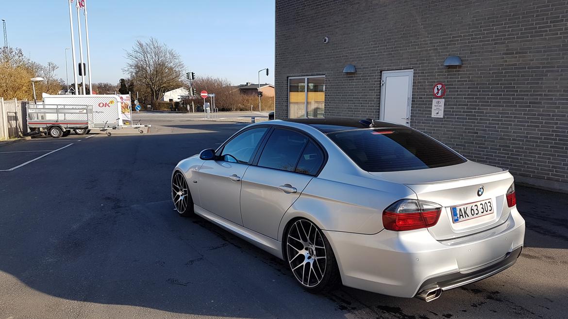 BMW 325i billede 16