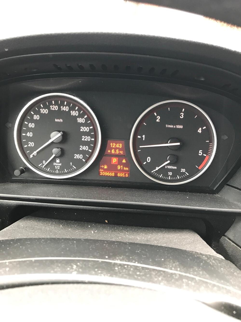 BMW E60 LCI 530d auto billede 8