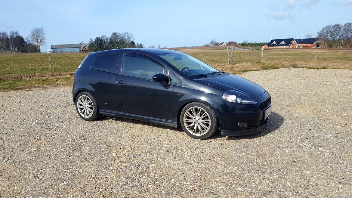 Fiat Grande Punto 1.9 jtd 130 sport (solgt) billede 17