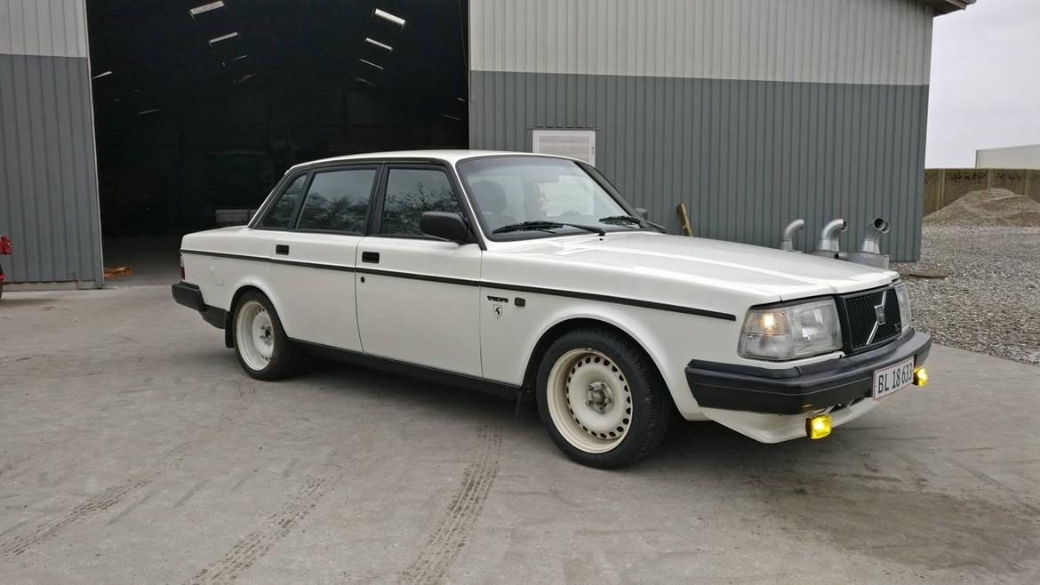 Volvo 244 GLT billede 2