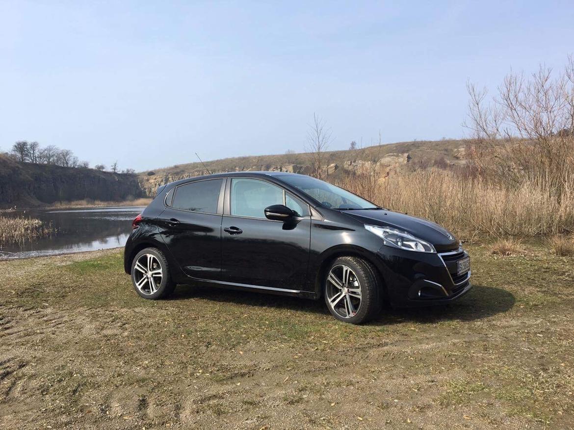 Peugeot 208 Envy Sky billede 6