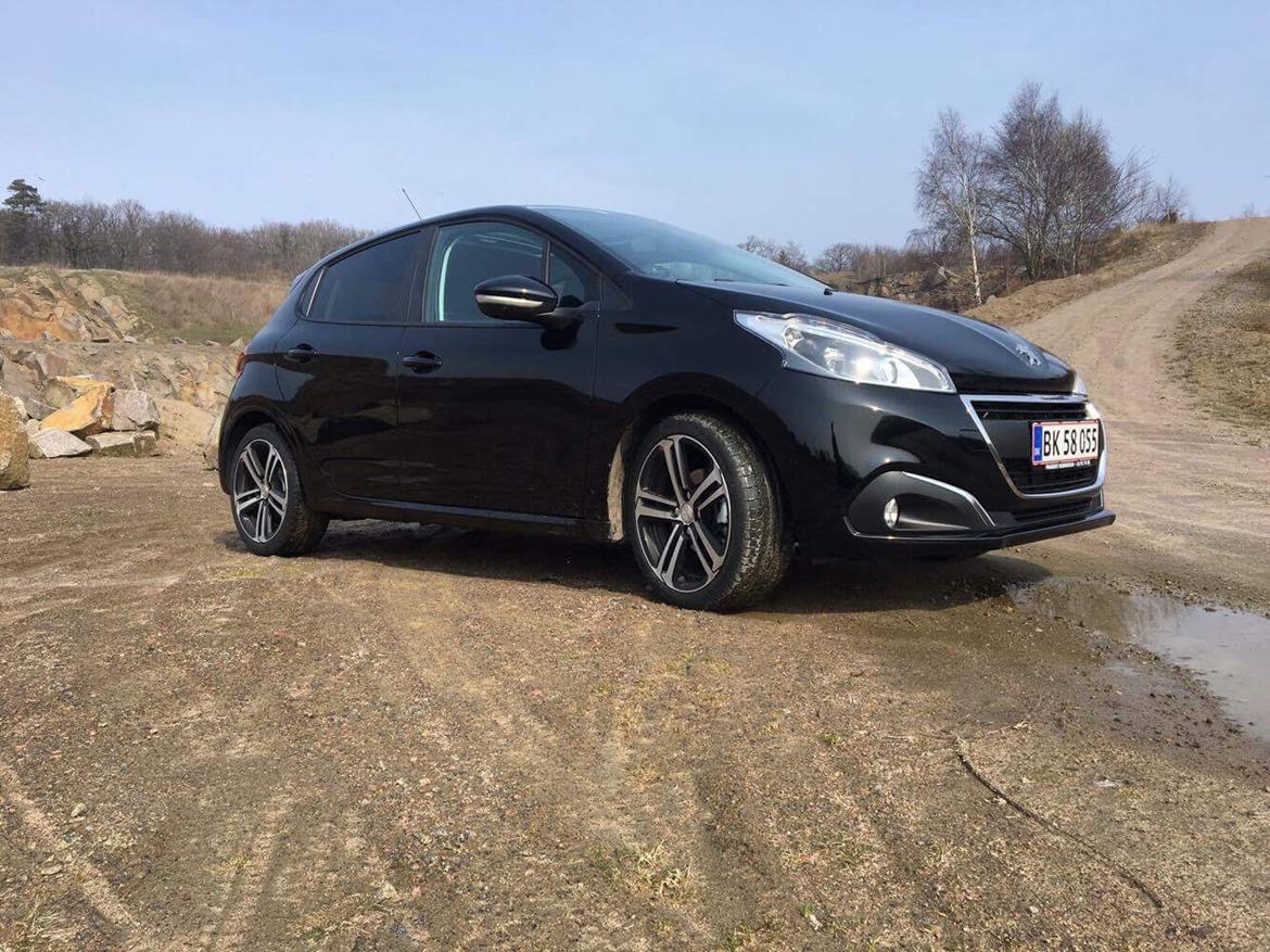 Peugeot 208 Envy Sky billede 8