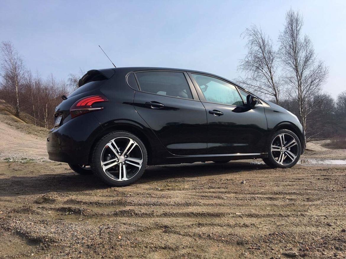 Peugeot 208 Envy Sky billede 10